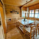 아파트 Haus Dirol *