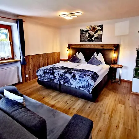 Lägenhet Haus Dirol *