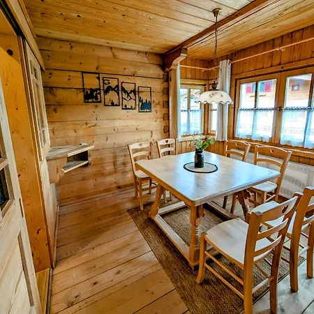 Lägenhet Haus Dirol *