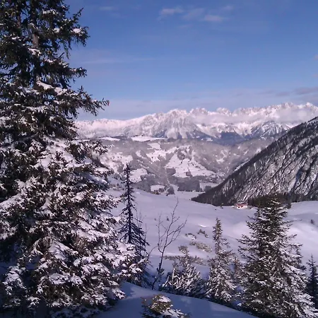 Bergblick Mit 3 Schlafzimmer Apartment *