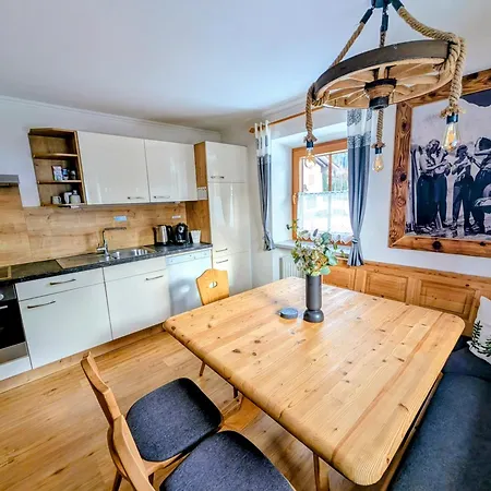 Haus Dirol Daire Kirchberg in Tirol