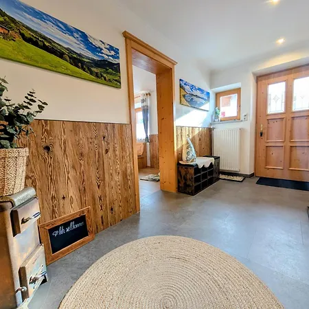 Bergblick Mit 3 Schlafzimmer Apartment *