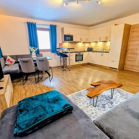 Bergblick Mit 3 Schlafzimmer Kirchberg in Tirol