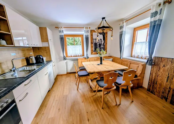 Appartement Haus Dirol *