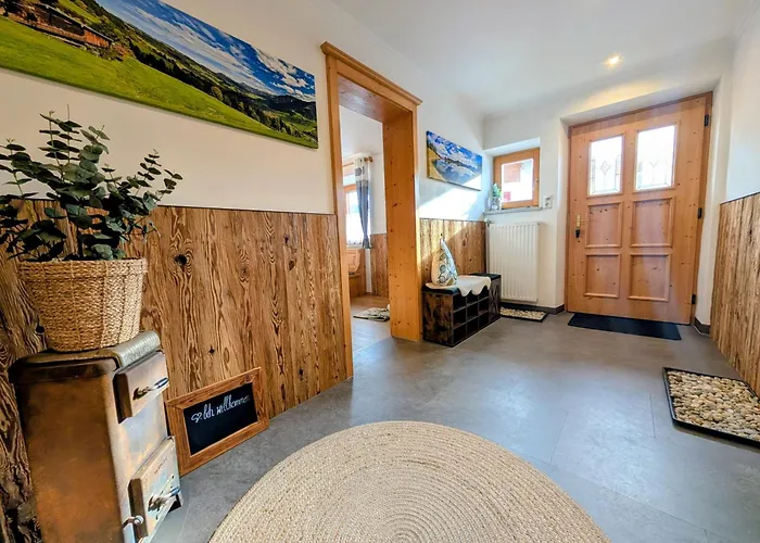 Haus Dirol Apartment *