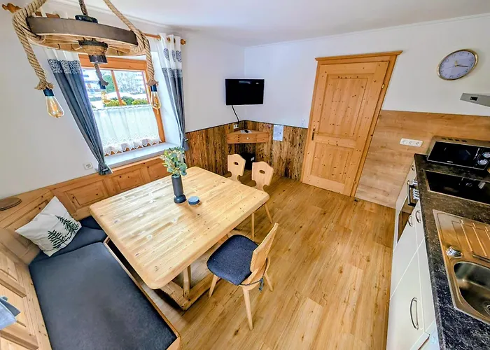 Apartment Haus Dirol